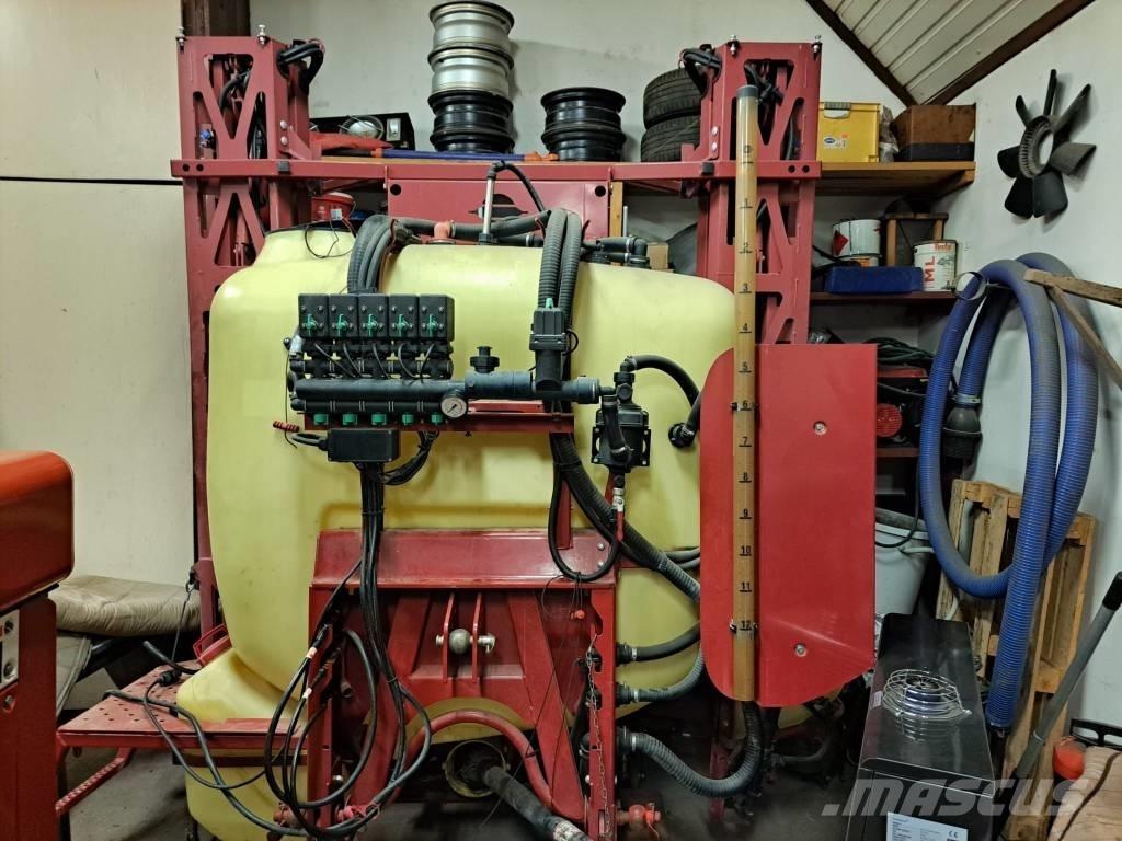 Hardi Master 1200 Montirane prskalice
