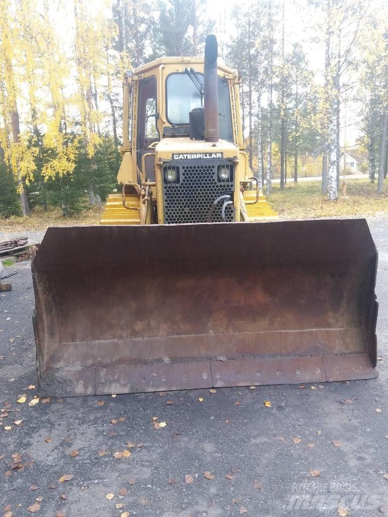 CAT D 4 H Buldožeri guseničari