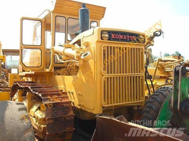 Komatsu d155a-1 Crawler dozers