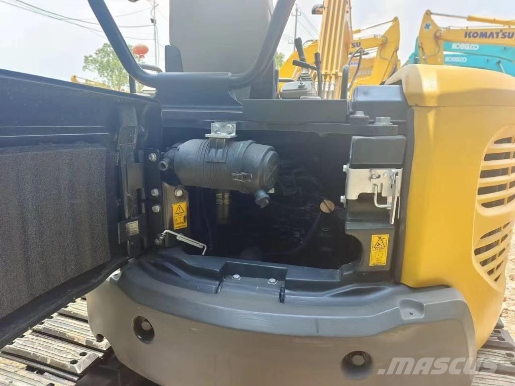 Komatsu PC35 Mini bageri < 7t