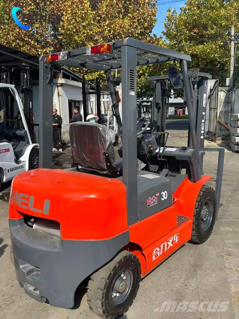 Heli CPC 30 Dizelski viljuškari