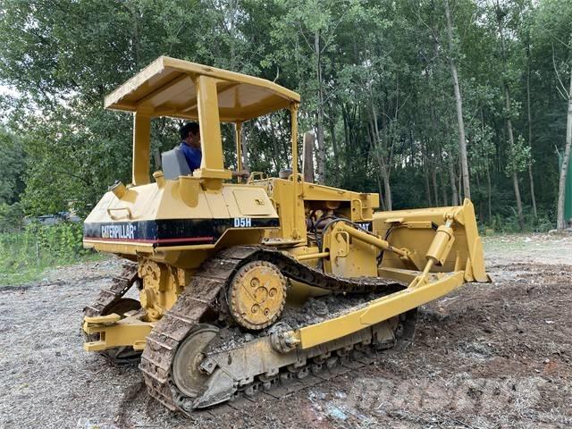 CAT D5H Buldožeri guseničari