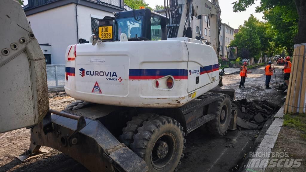 CAT 313 D Bageri točkaši