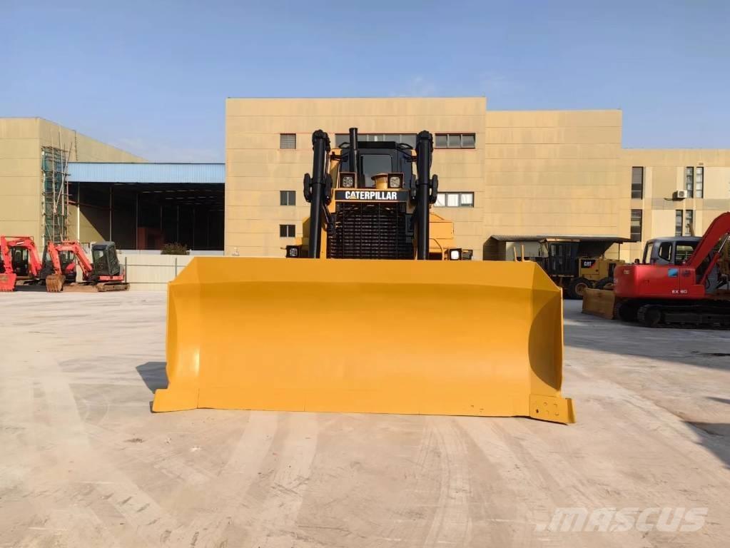 CAT D8R Buldožeri guseničari