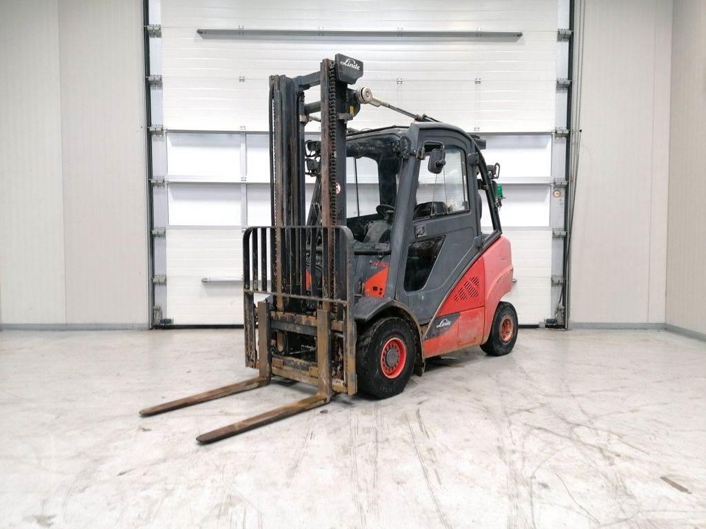 Linde H30D-02 Dizelski viljuškari