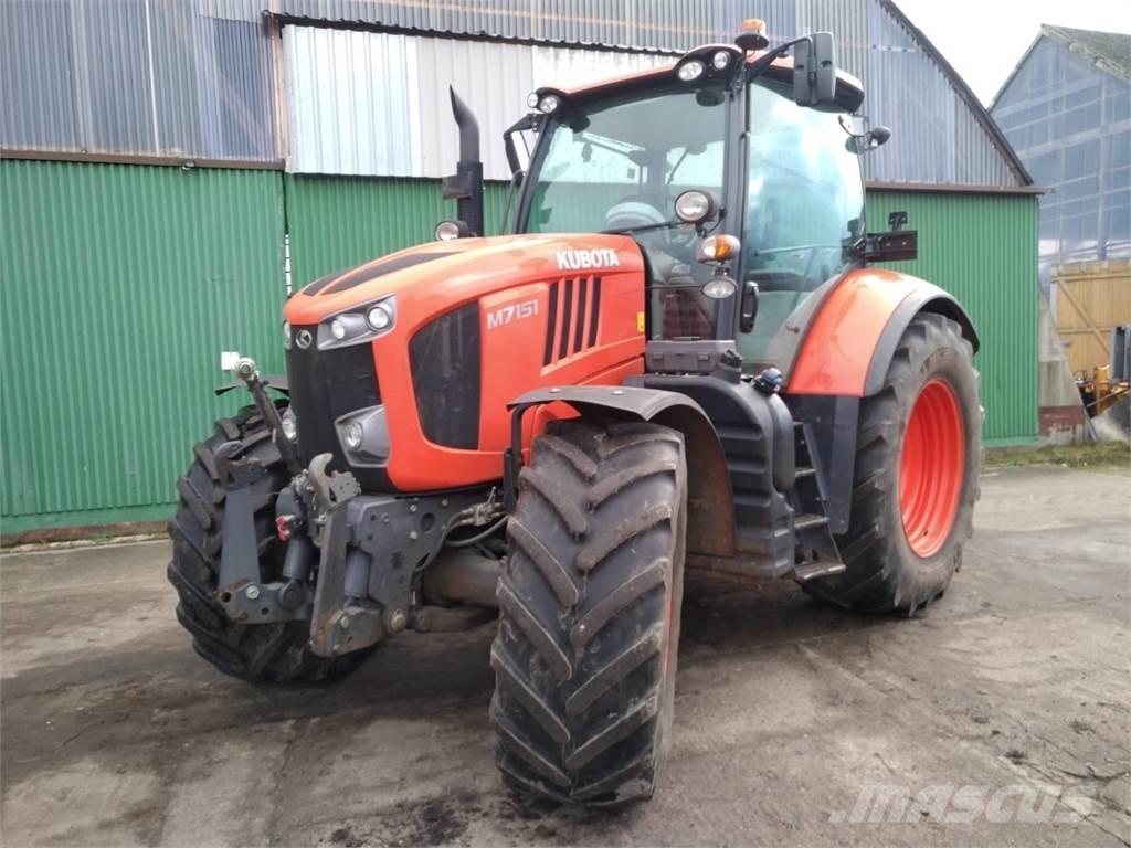 Kubota M7151 Traktori