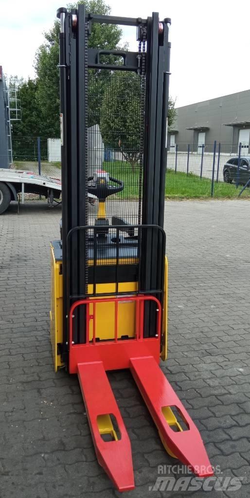 Hyster S1.5S Ručni električni viljuškar