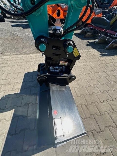 Kobelco SK26SR-7 Mini bageri < 7t