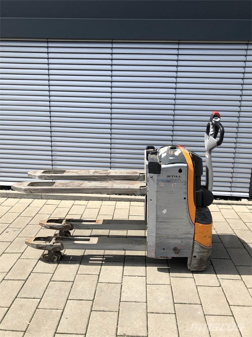 Still EXU-H 18 Ručni električni viljuškar