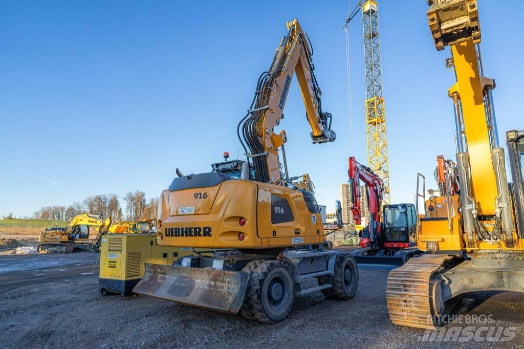 Liebherr A 916 Bageri točkaši