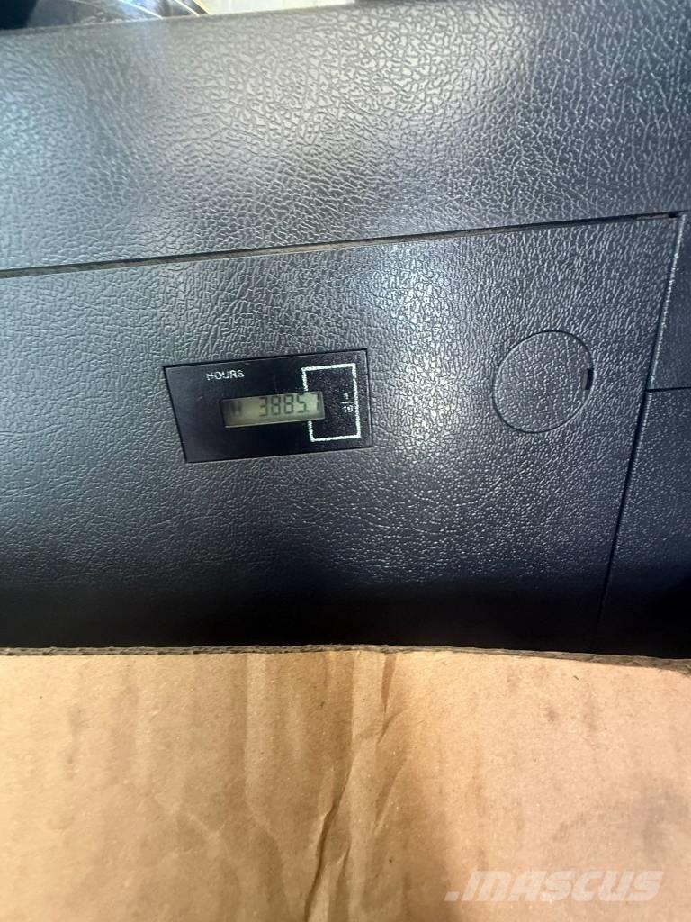 Hyundai HX 160 AL Bageri guseničari