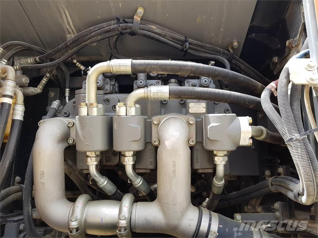 Hitachi KSD 405-6 Bageri guseničari