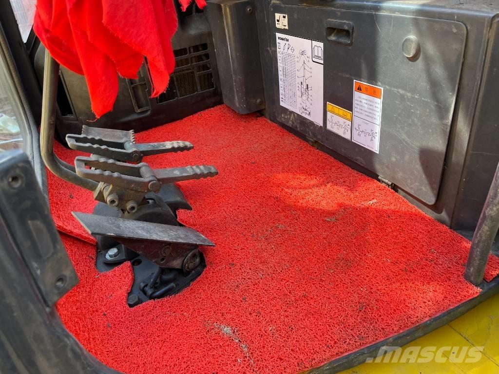 Komatsu PC 55 Bageri guseničari