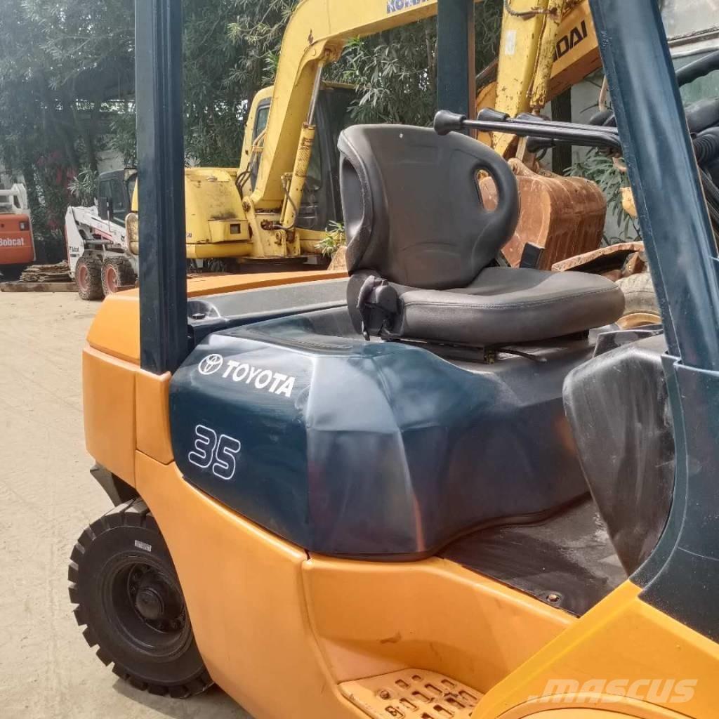 Toyota FD 35 Dizelski viljuškari
