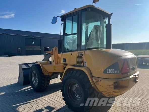 Volvo L 30 B Utovarivači na točkove