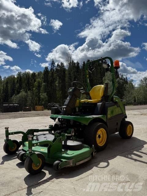 John Deere 1570 Traktorske kosilice