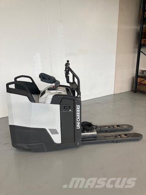 Atlet PLP 200 Samopogonski ručni viljuškari