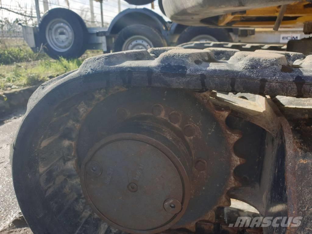Komatsu PC26MR-3 Mini bageri < 7t
