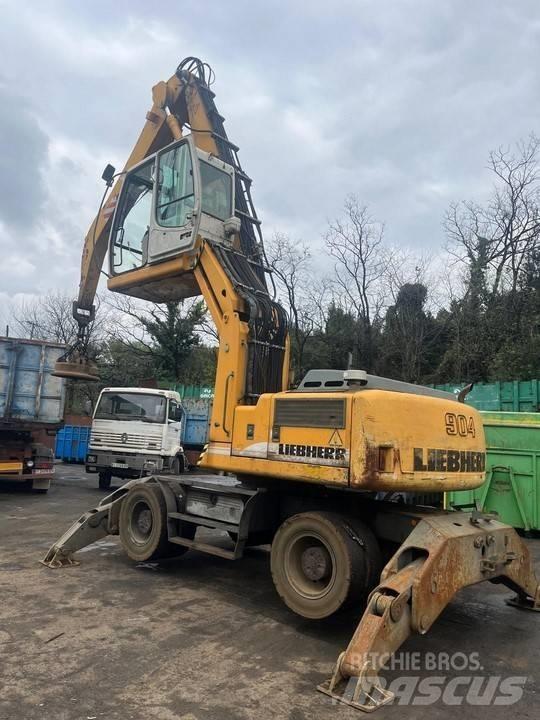 Liebherr A 904 C Bageri točkaši