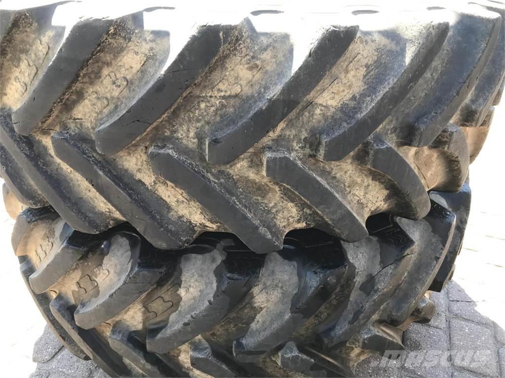 BKT 650/85R42 Gume, točkovi i felne