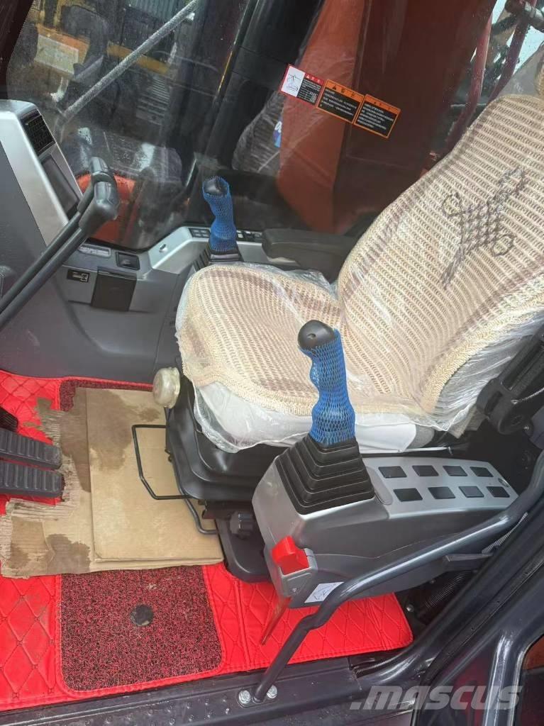 Doosan DX 225 Bageri guseničari
