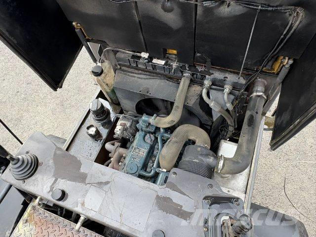 Mecalac TA 3 SH Damperi za gradilište