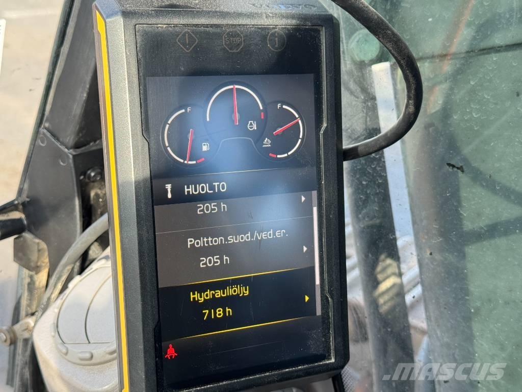 Volvo EC 530 EL Bageri guseničari