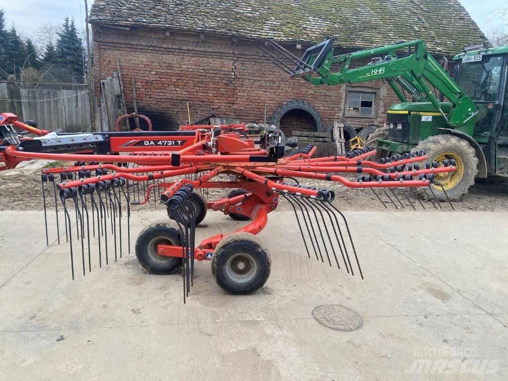 Kuhn GT 4731T Okretači i sakupljači sena