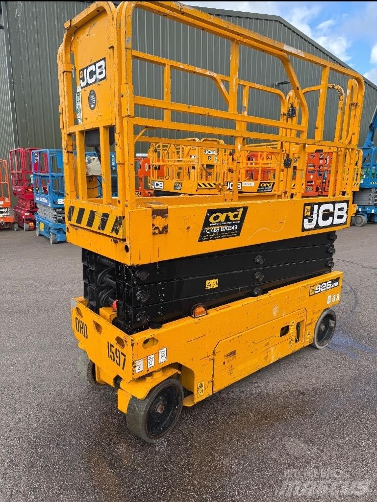 JCB S 2632 E Makazaste platforme