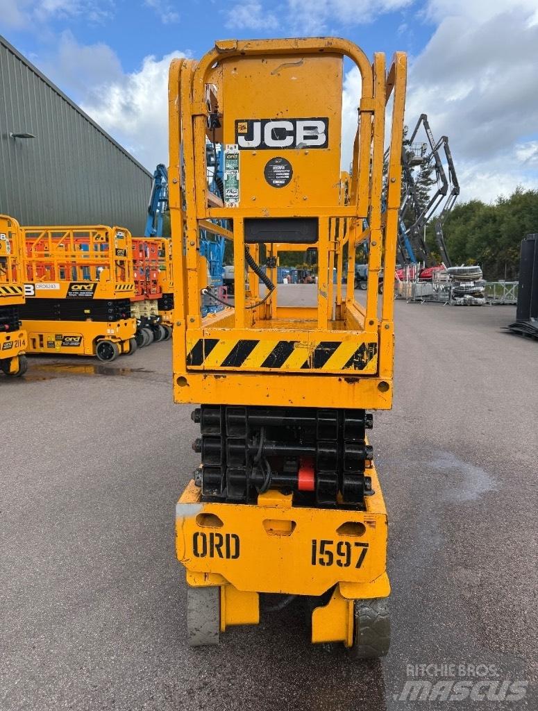 JCB S 2632 E Makazaste platforme