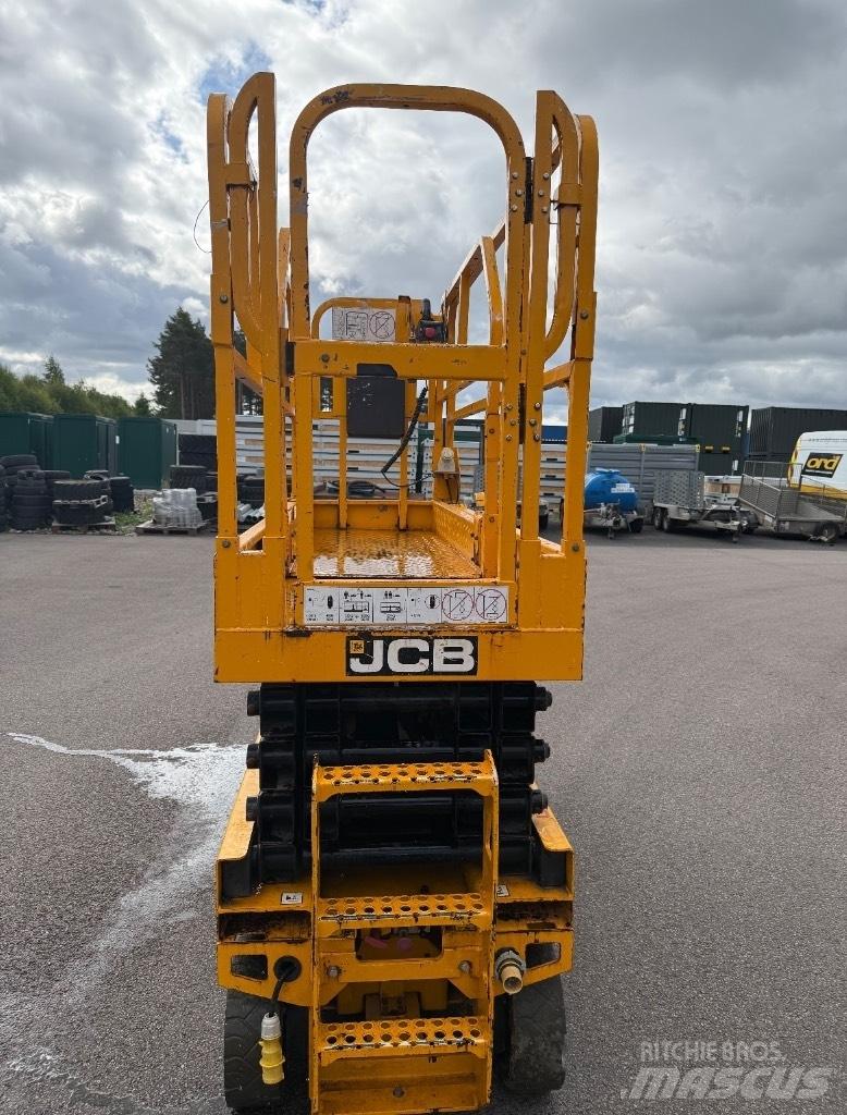 JCB S 2632 E Makazaste platforme