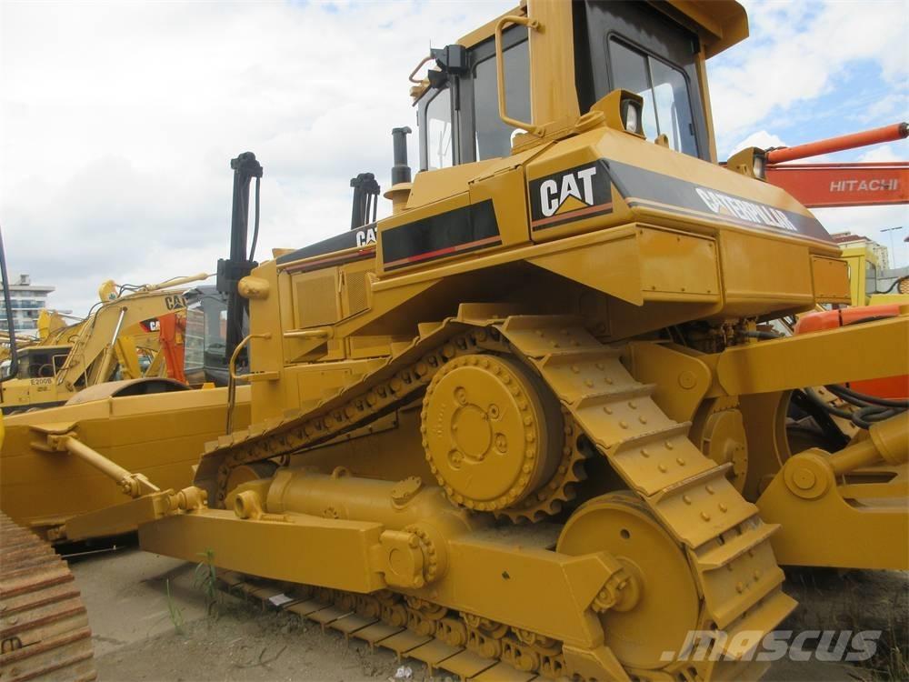 CAT D 8 N Buldožeri guseničari