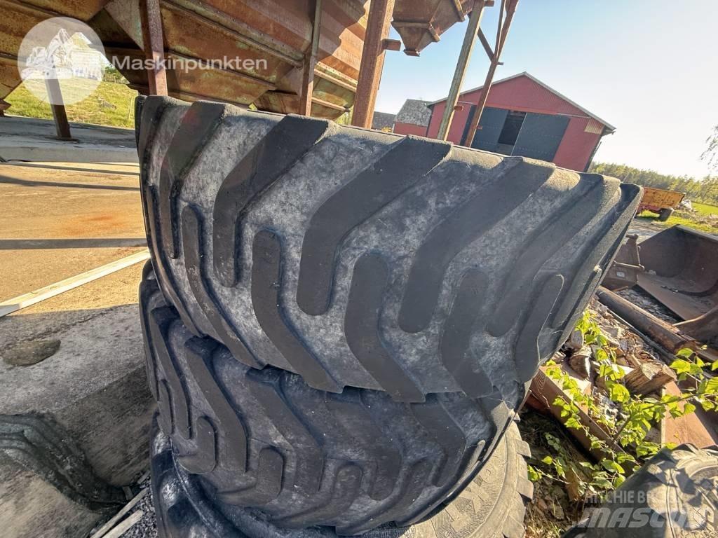 Komatsu PW 148-10 Bageri točkaši