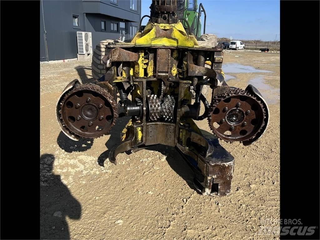 John Deere 1470E Harversteri