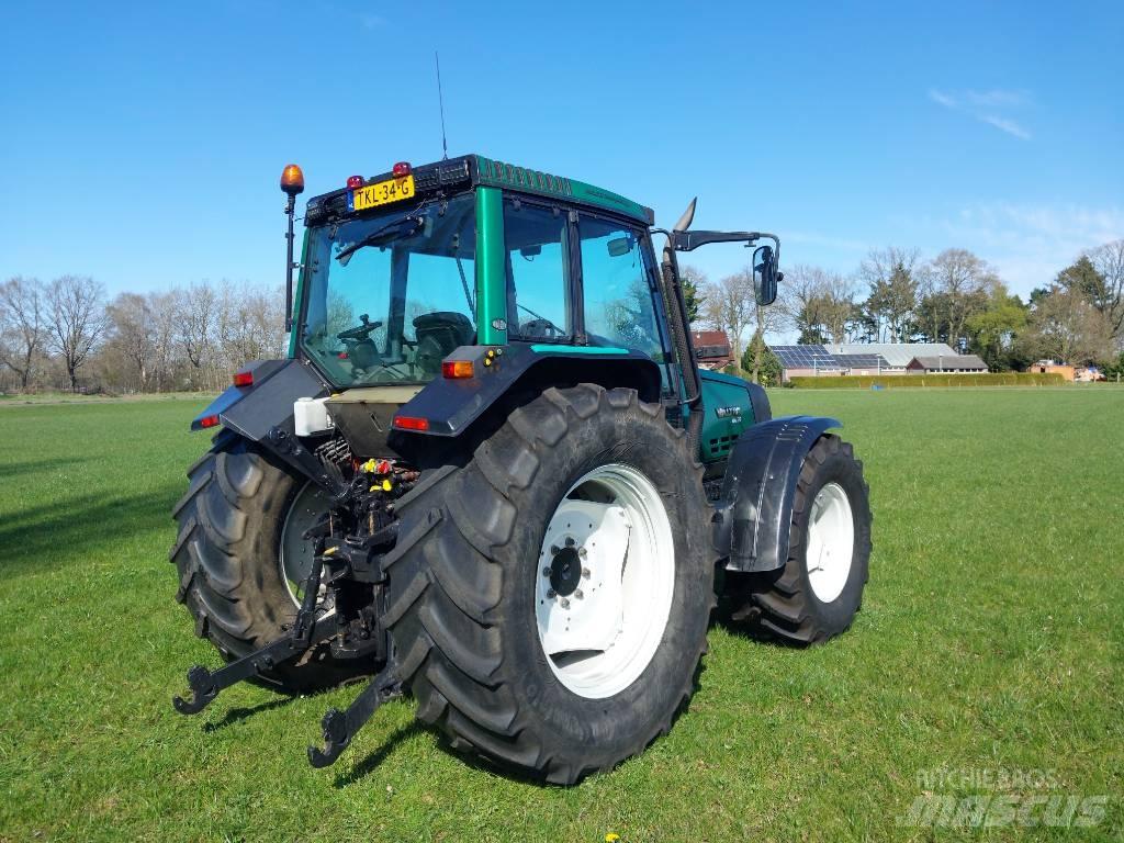 Valtra 6650 TwinTrac Traktori