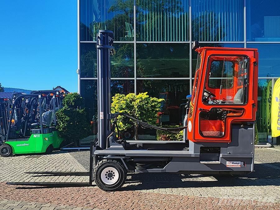 Combilift C5000XL Viljuškari sa 4-stranskim dohvatom