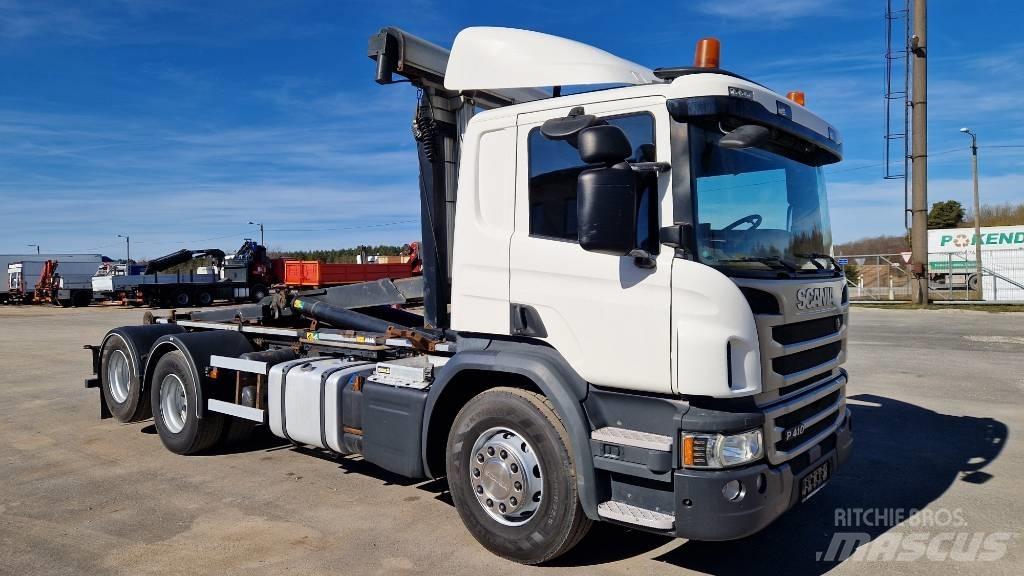 Scania P410 6X2 Rol kiper kamioni sa kukom za podizanje tereta