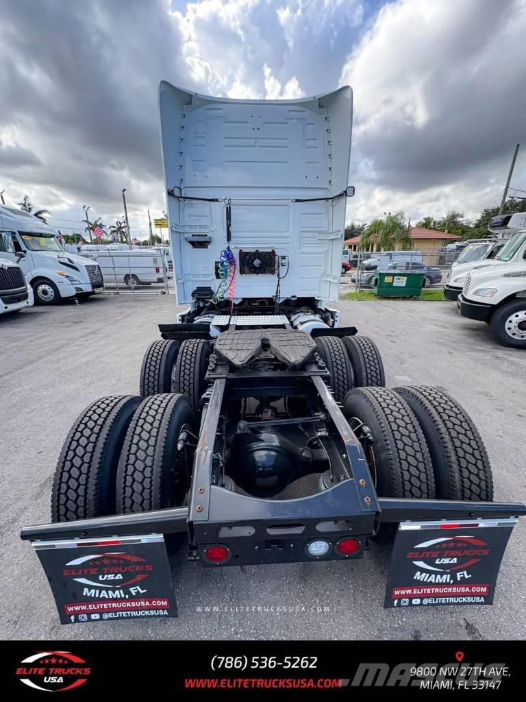 Volvo Commercial VNL Tegljači