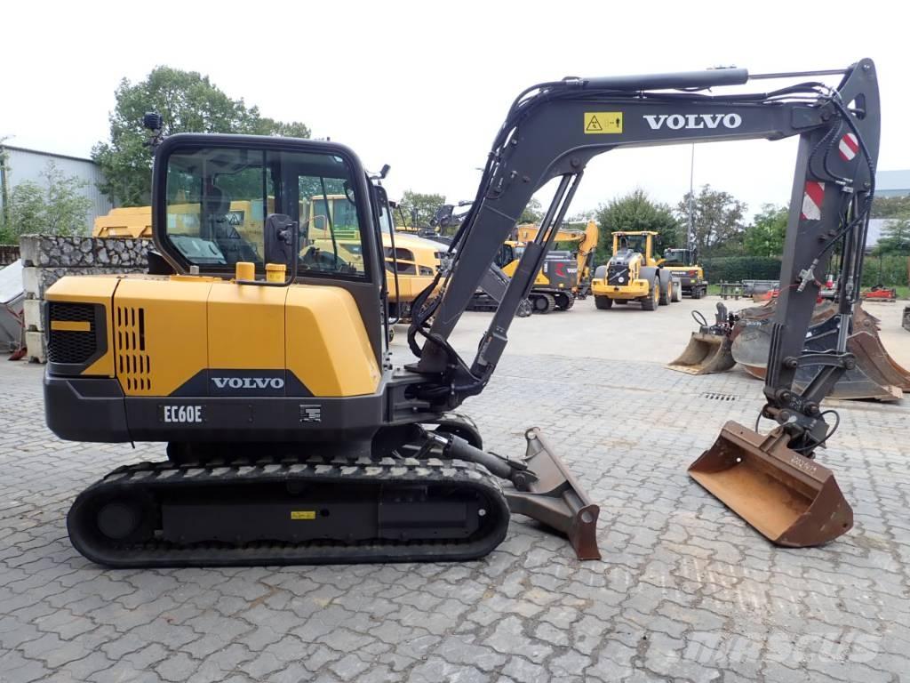 Volvo EC 60 E Midi bageri 7t – 12t