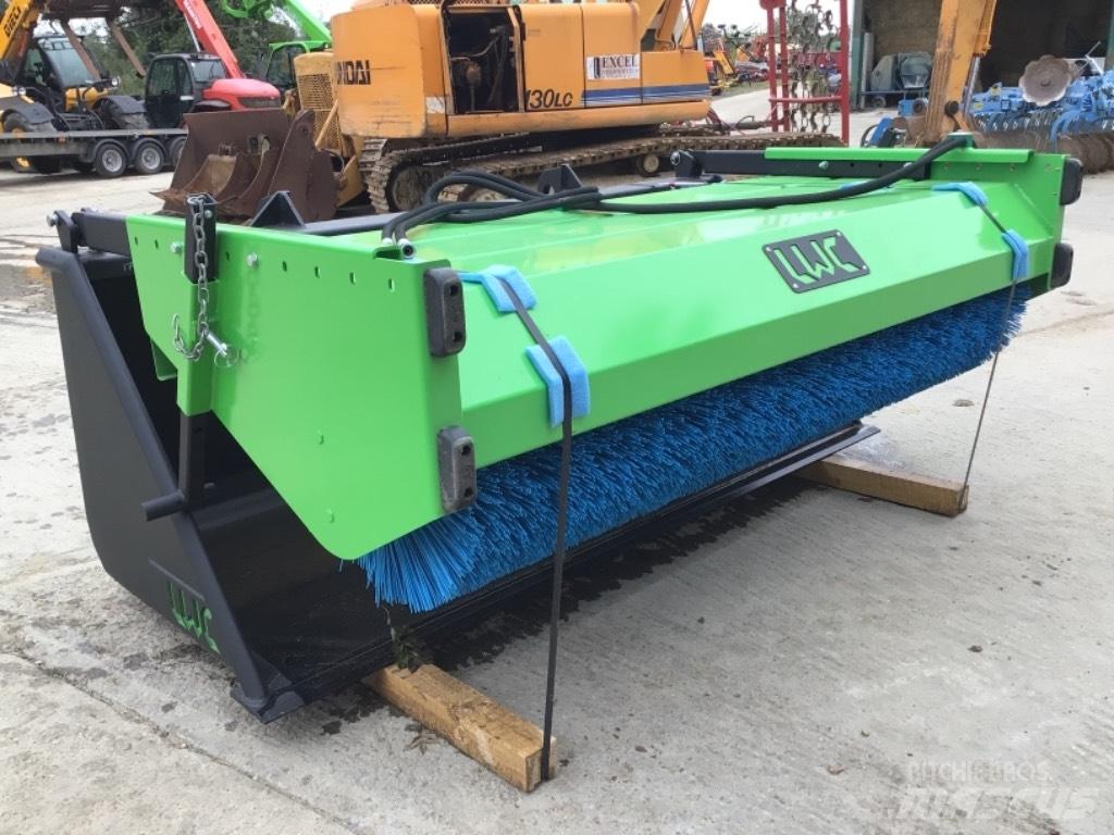 LWC SWEEPER Mašine za čišćenje
