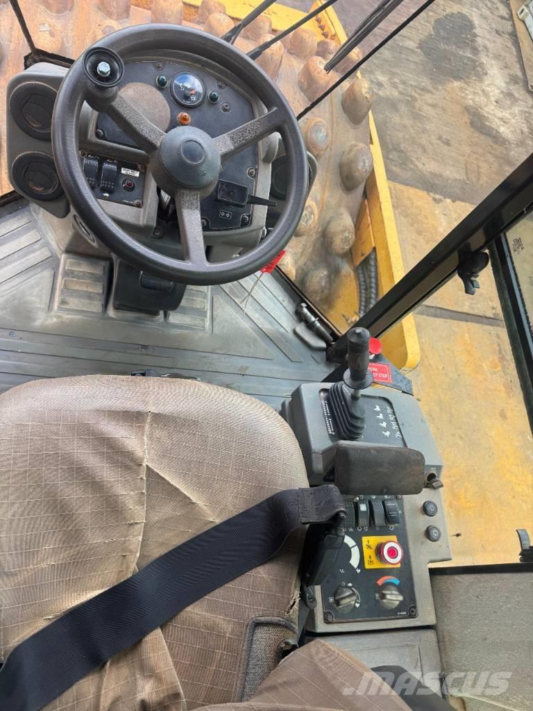 CAT CP 76 Valjci sa jednim bubnjem