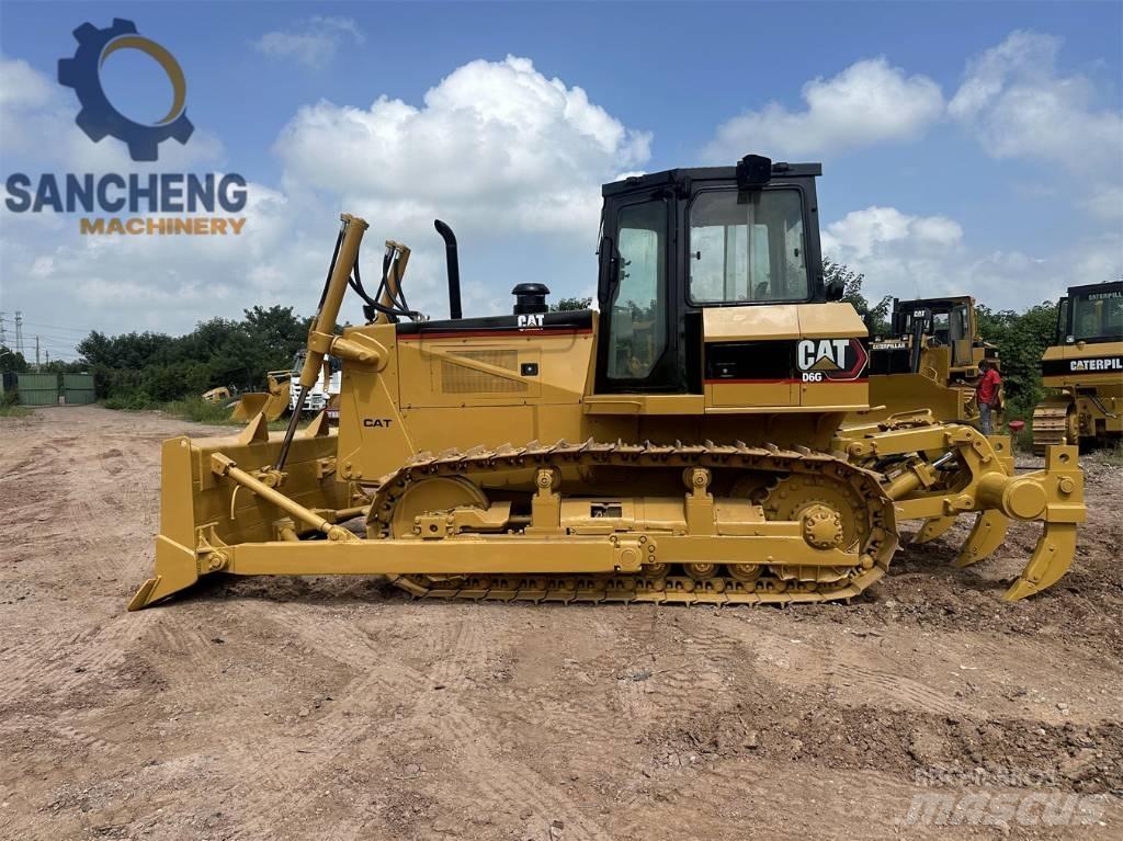 CAT D 6 G Buldožeri guseničari
