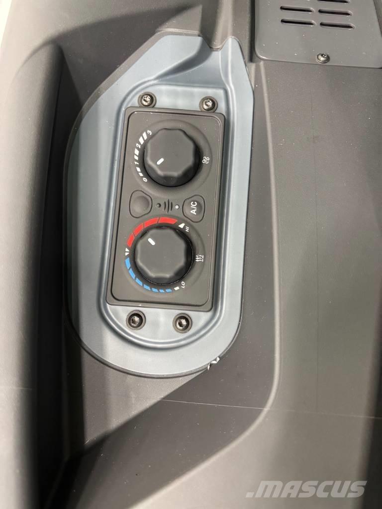 Avant 860 i Skid steer mini utovarivači