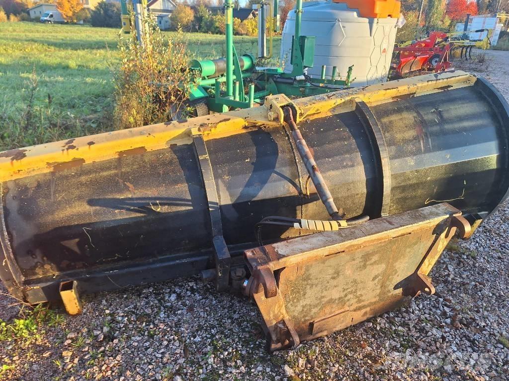 OMT 300 Snežne daske i plugovi