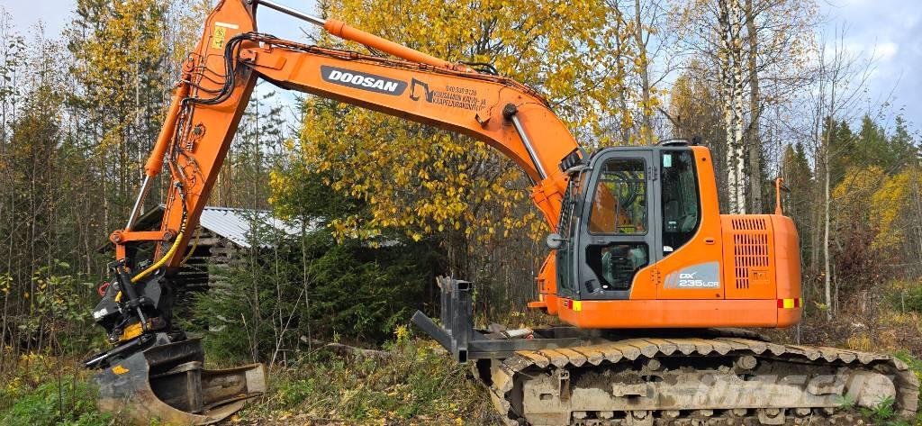 Doosan DX 235 LCR Bageri guseničari