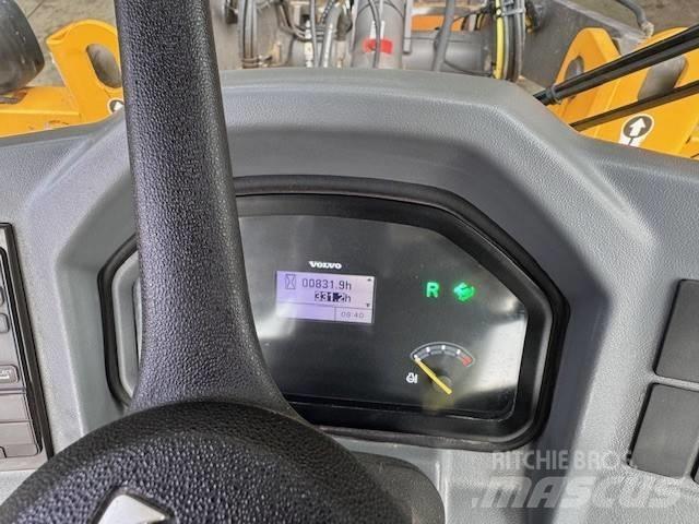 Volvo L 30 G Utovarivači na točkove