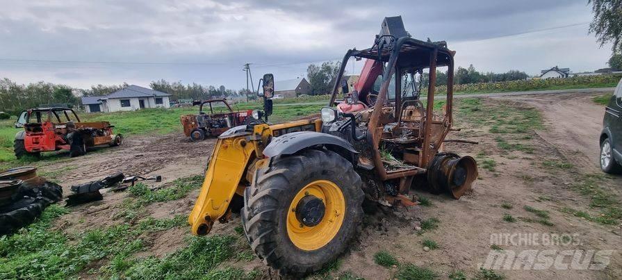 JCB 526-56  spoon Kašike / Korpe