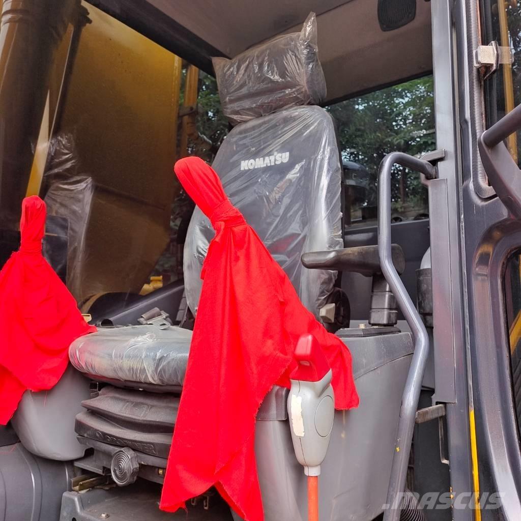 Komatsu PC 220 Bageri guseničari