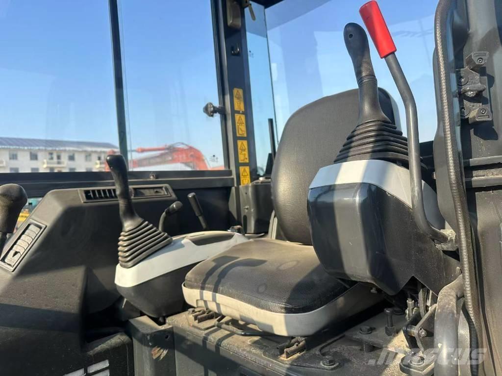 Komatsu PC 40 Mini bageri < 7t