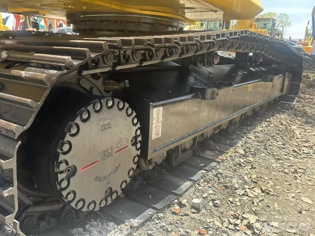 Komatsu PC 240 LC-8 Bageri guseničari